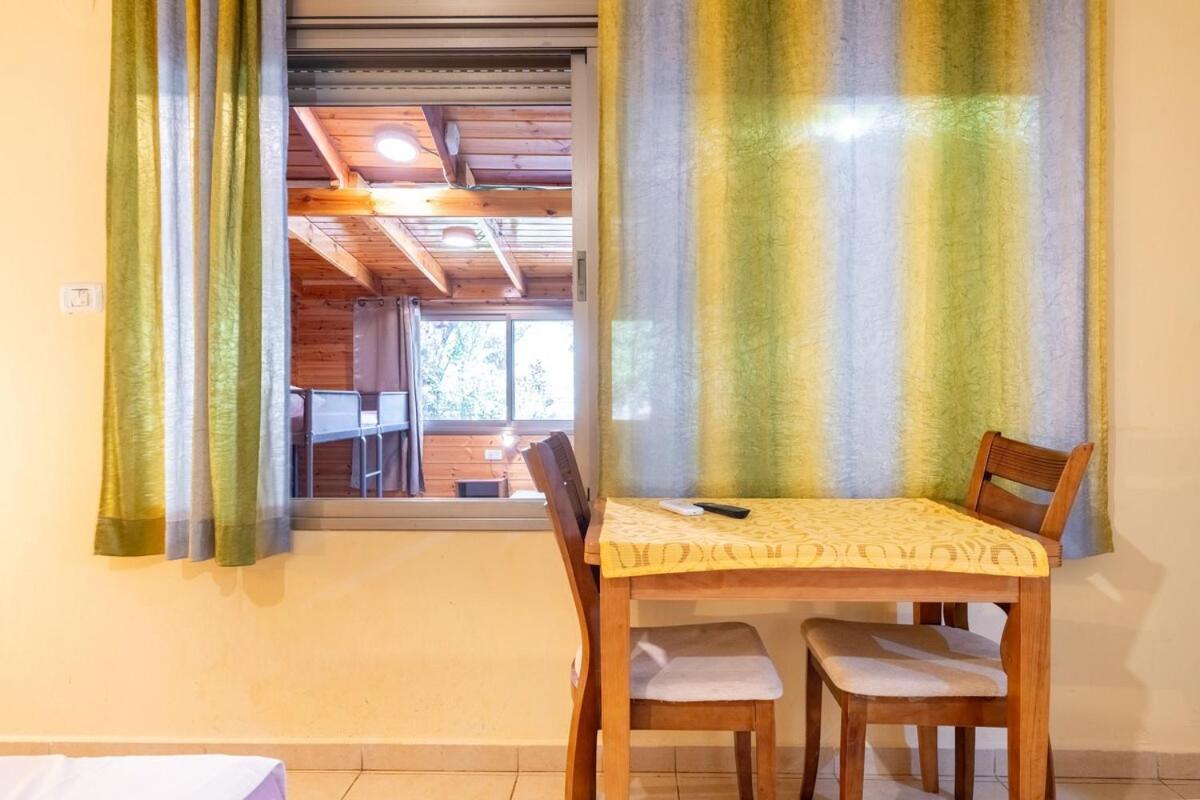 Country Lodging In Manot Екстер'єр фото
