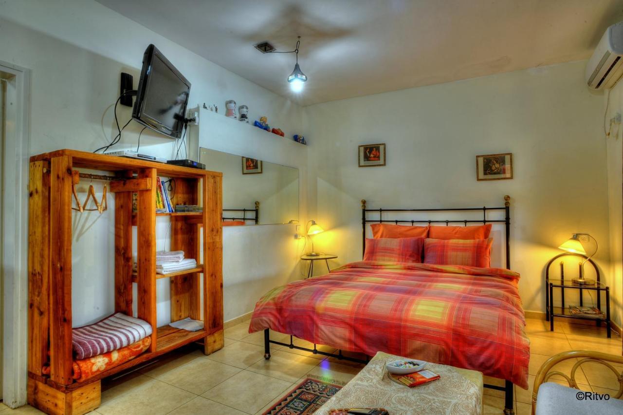 Country Lodging In Manot Екстер'єр фото